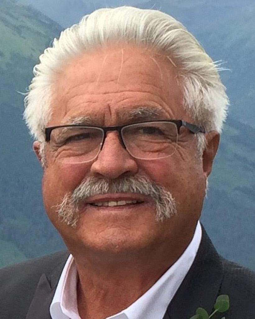 Wayne (Fritz) E. Conrad Profile Photo