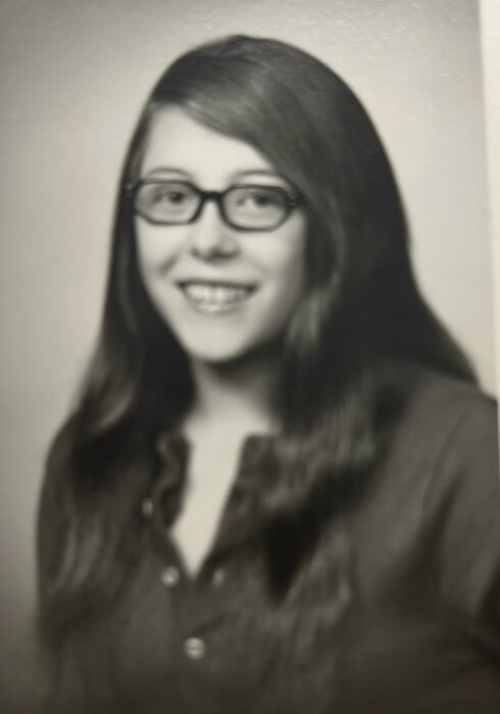 Susan Lee (Cochran)  Hanlin