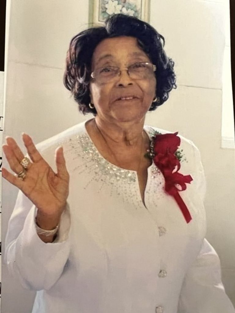 Nellie Mae Hines Profile Photo