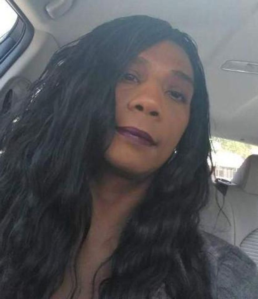 Cindy Mcqueen (Bush) James Profile Photo