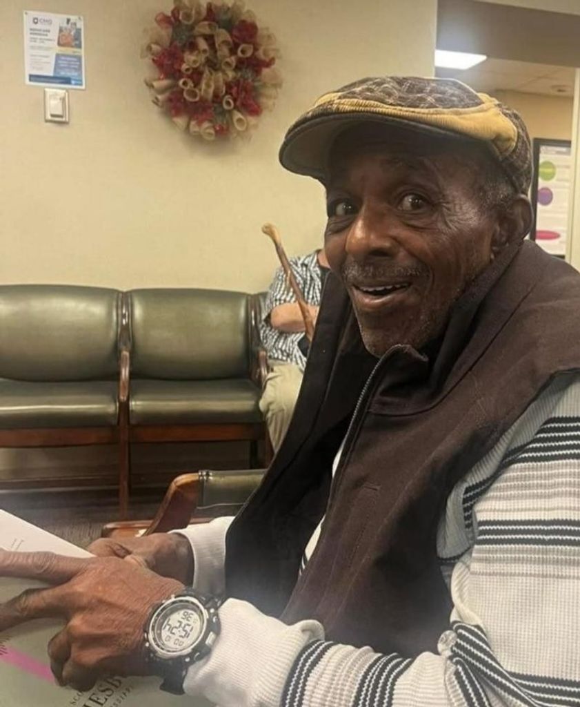 Jacky Loper Profile Photo