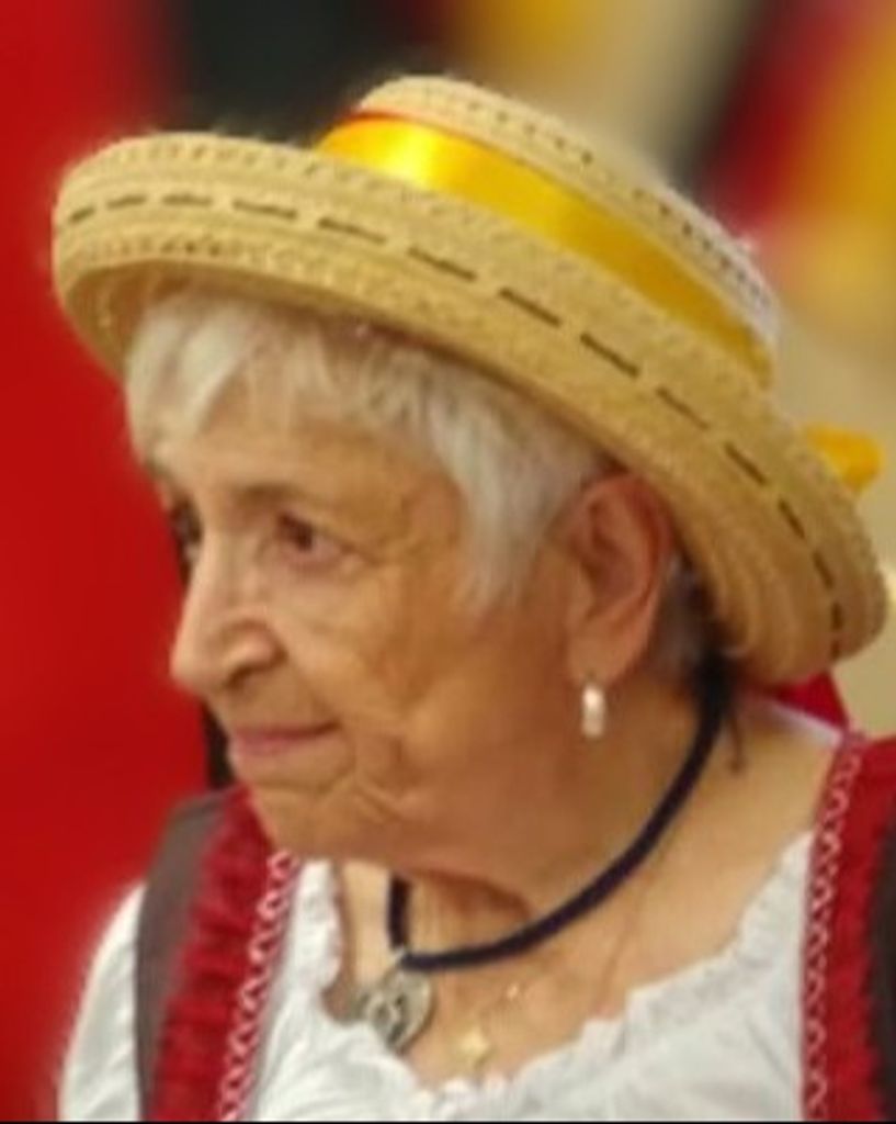 Helga Andrews Profile Photo