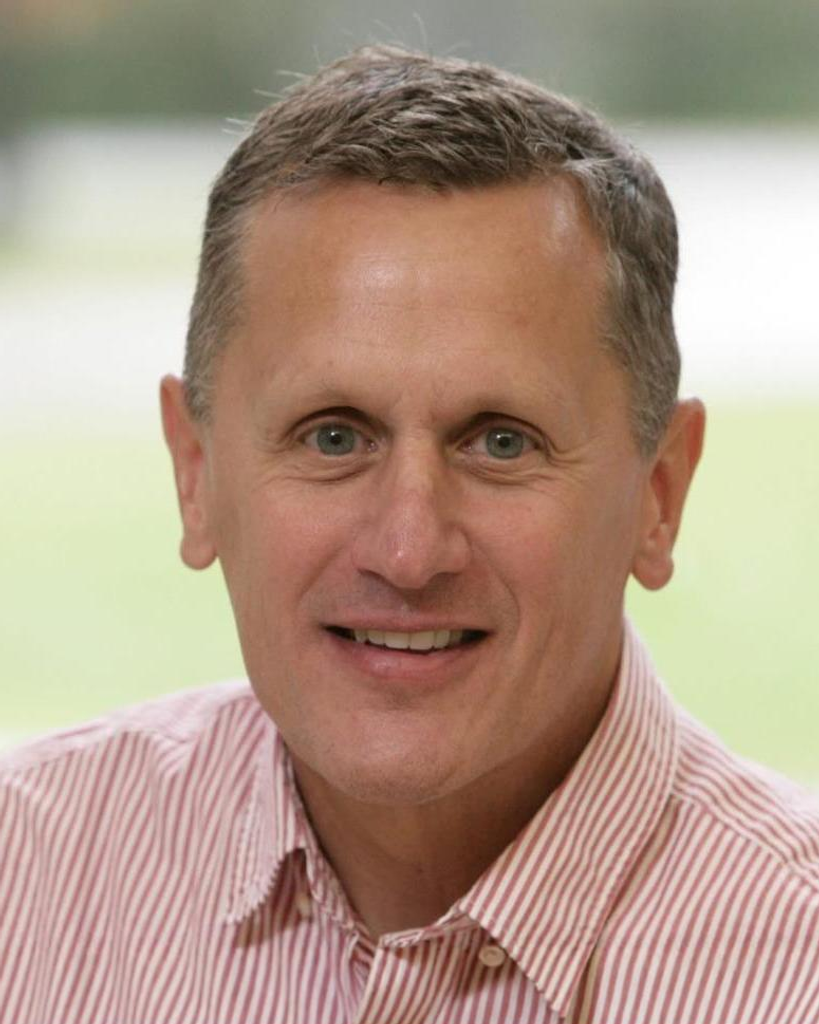 Howard  W. "Howie" Piersma