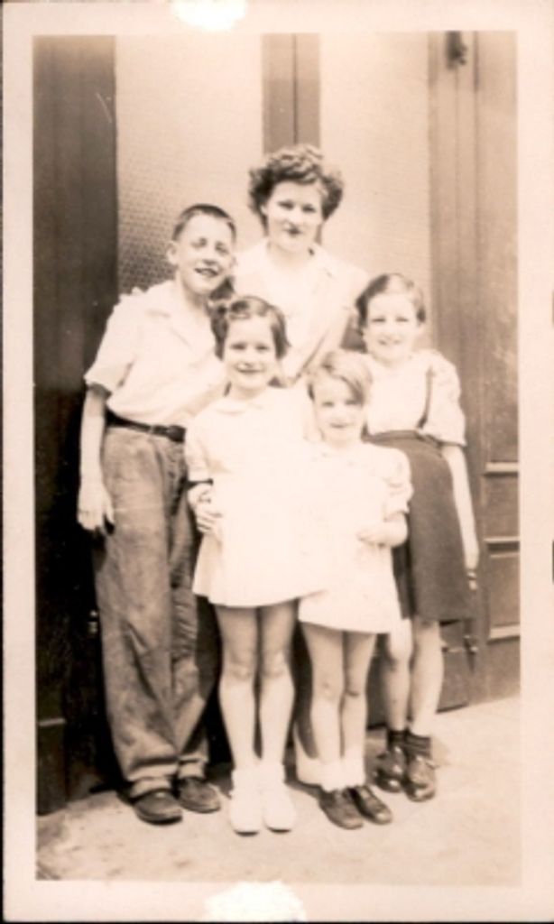 Mary Auchard