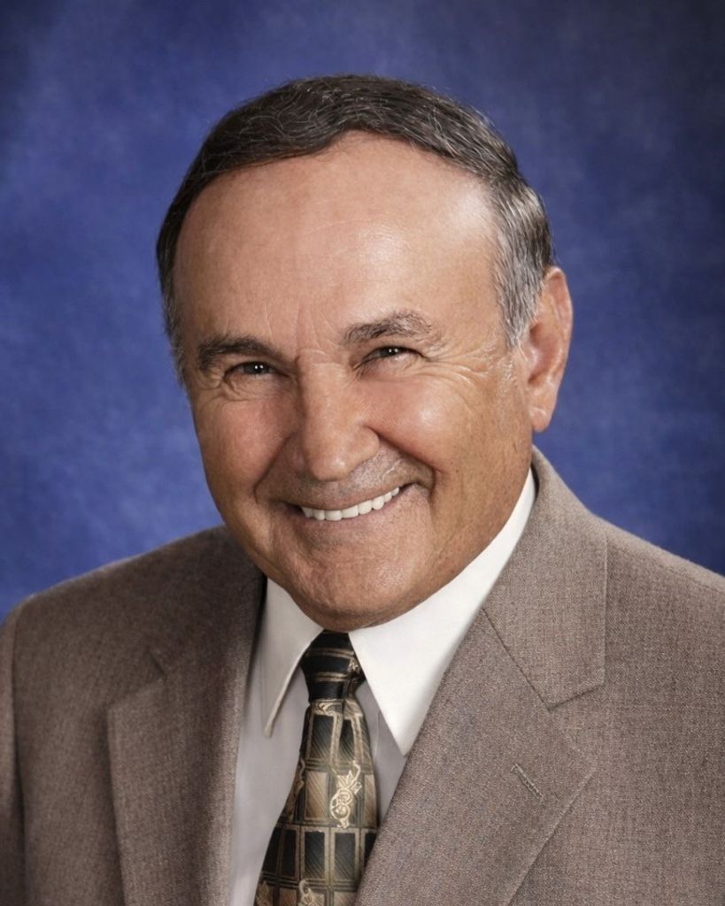 Cecil Webb Profile Photo