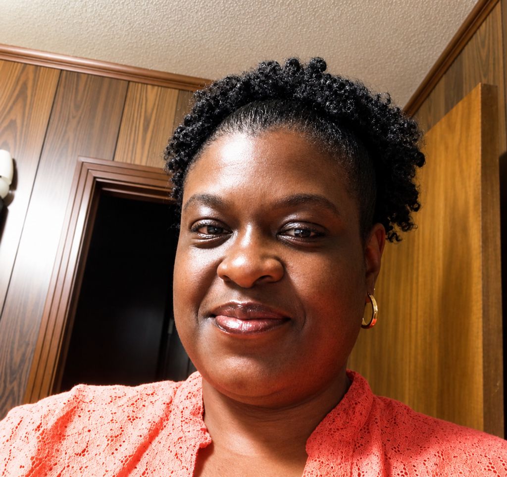 Paulette Hunter Profile Photo