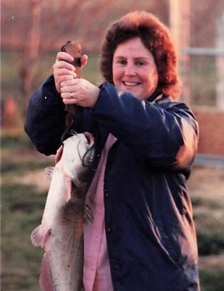 Darlene Enola (Barngrover) Redmon