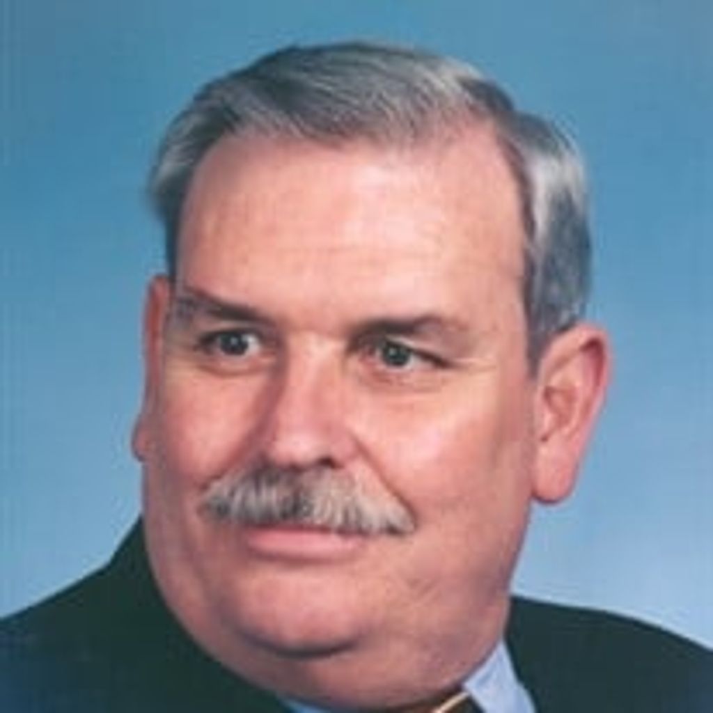 Robert Charters Lyon Profile Photo