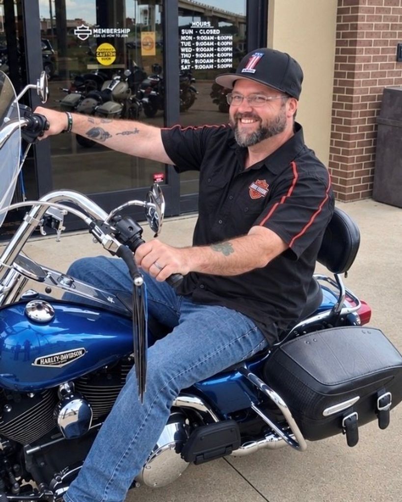 Michael David Rivers Profile Photo