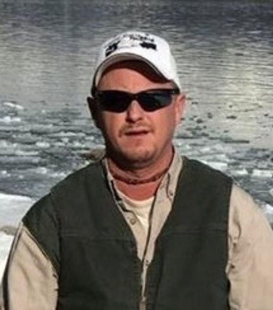 Lee Gray Thomas Profile Photo