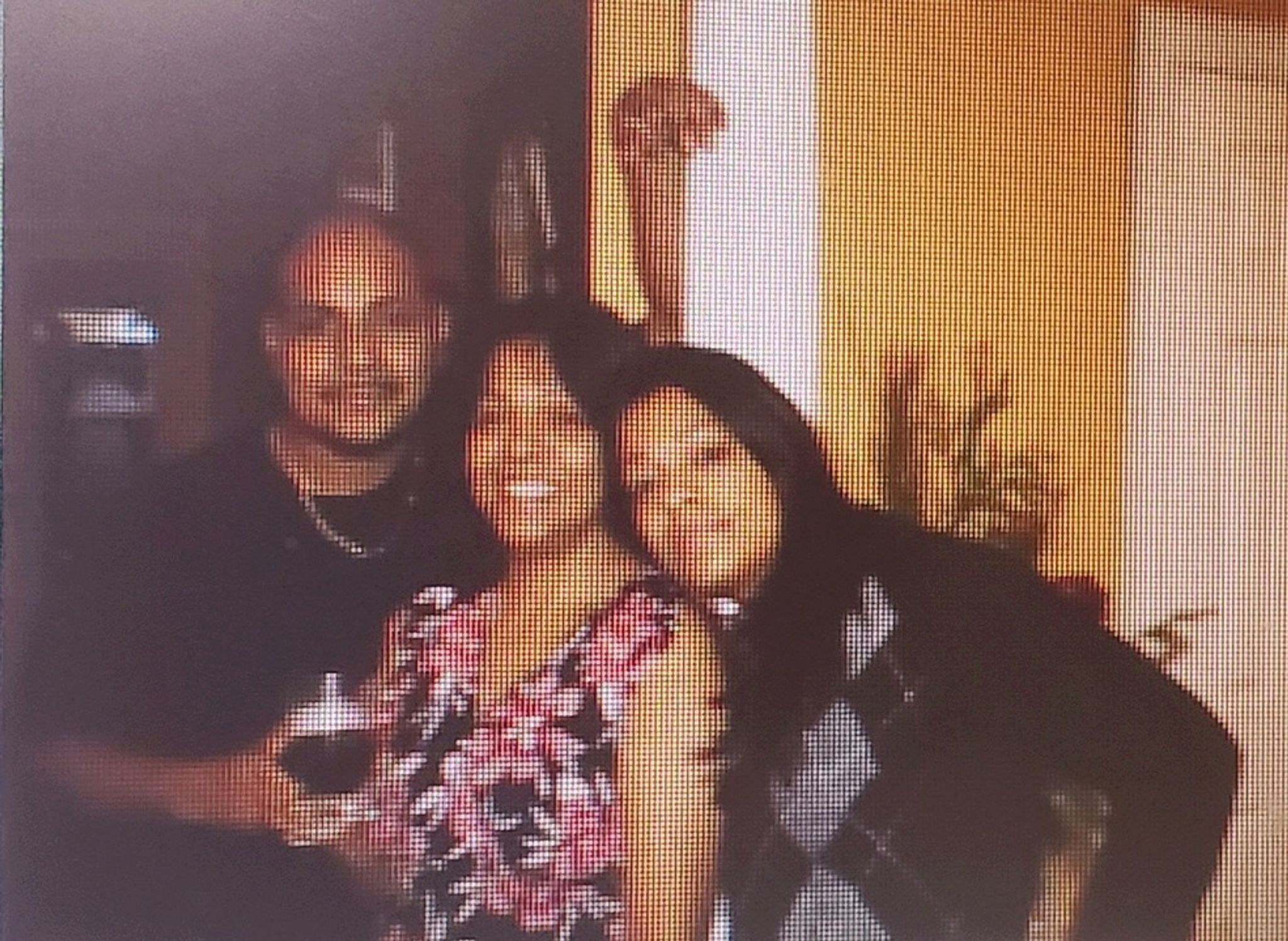 Rosa  Torres photo gallery image 20 of 20