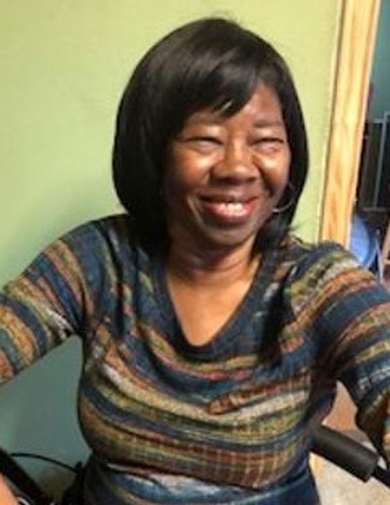 EVELYN HAMILTON Profile Photo