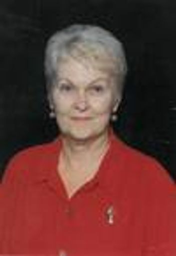 Caroline Nichols photo gallery thumbnail 1 of 1