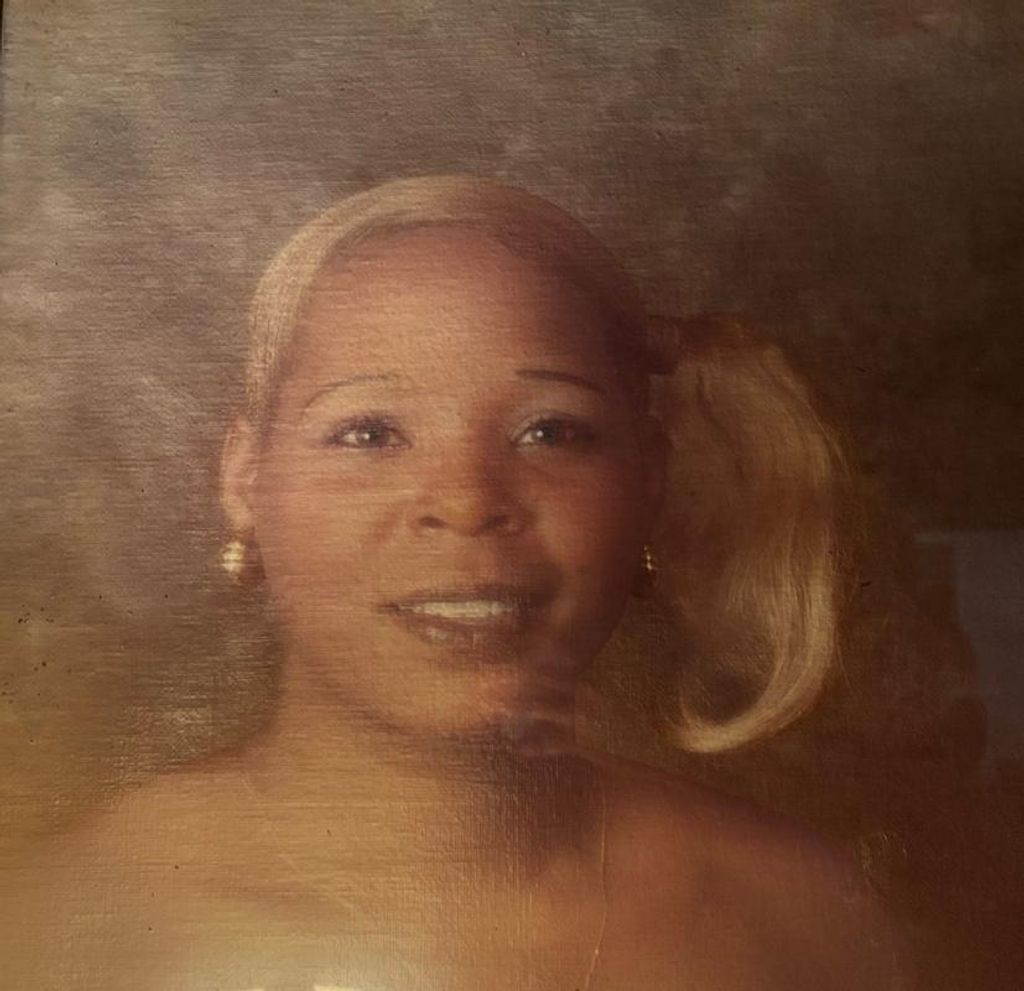 Leslie Lorraine Skinner Profile Photo