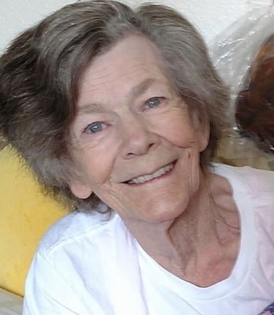 Sandra Logan Profile Photo