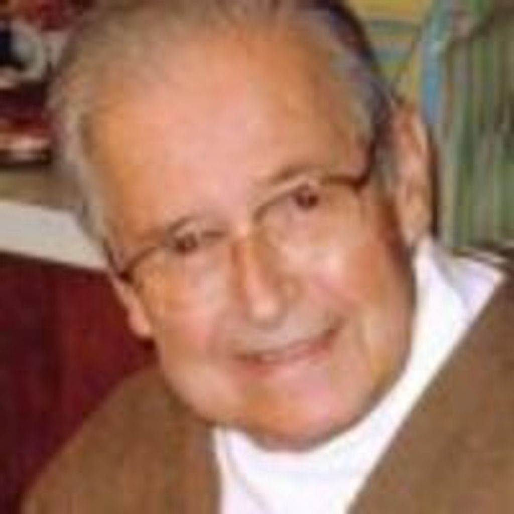 Roger E Forkey