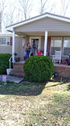 Bobbie Jean Howard photo gallery thumbnail 11 of 16