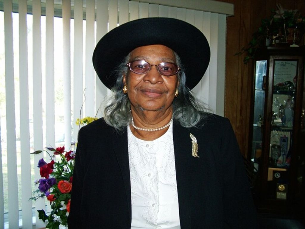 Minnie Davis