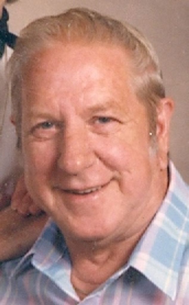 Walter "Junior" Earle