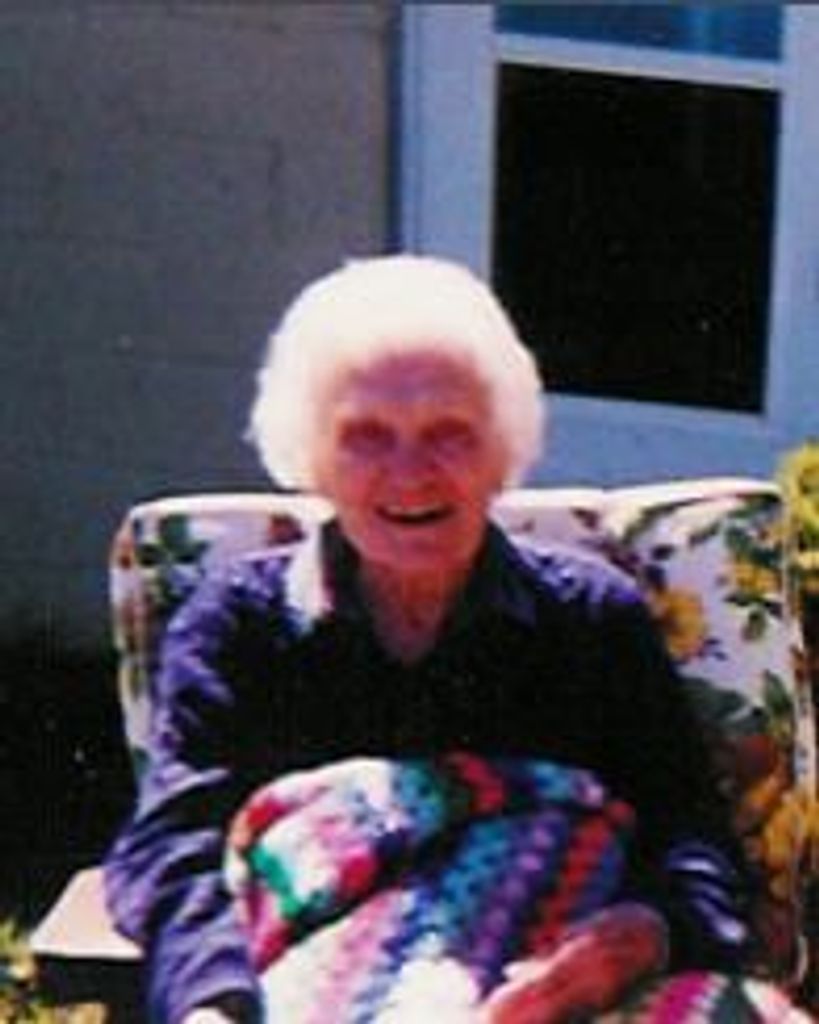 Elizabeth Hennes