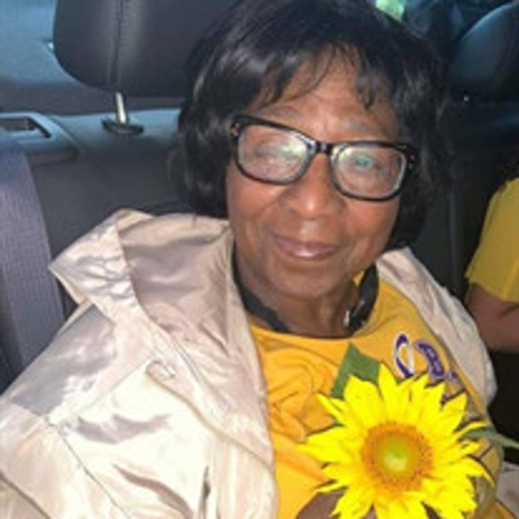 Lillian Mae Clarasis (Howard) Smith