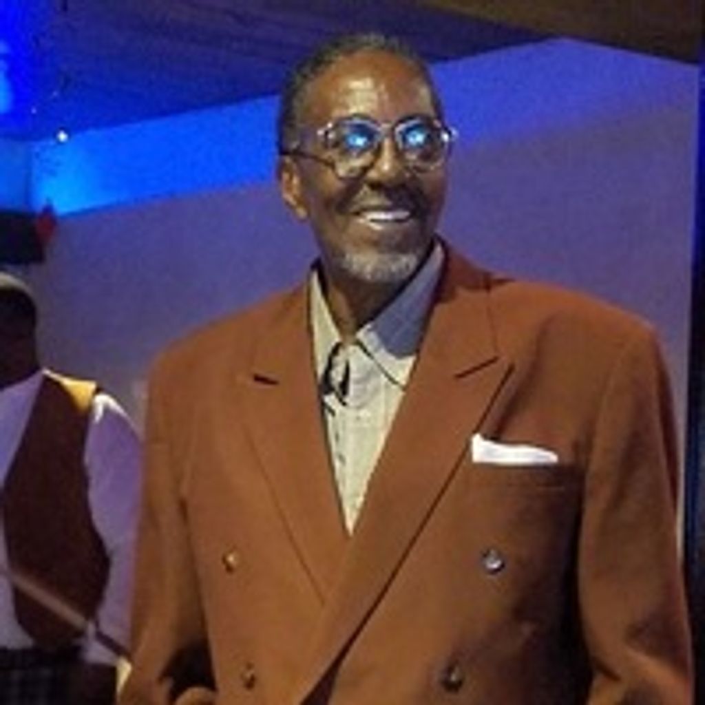 Donald Bradford,Sr.