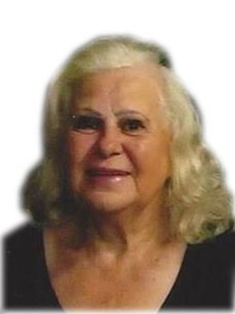 Roxie Nell Holder Profile Photo