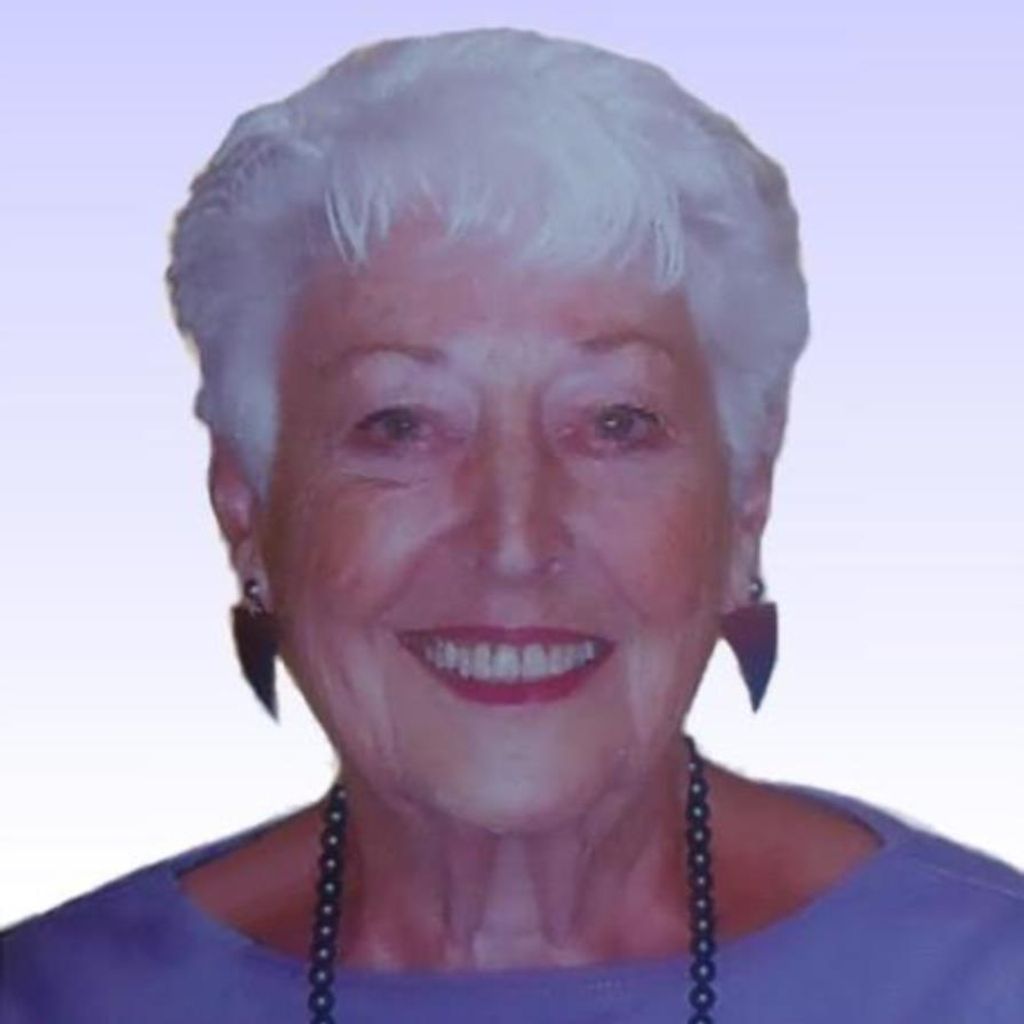 Charlotte Schmidt Profile Photo