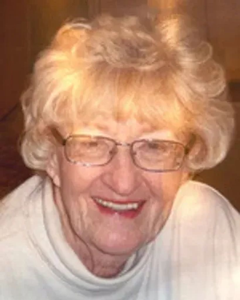 Laura Amacker Eaves