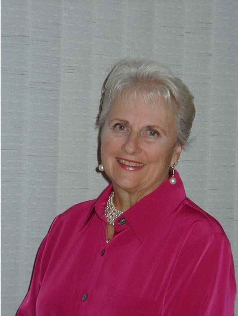 Elizabeth J. Deak Profile Photo