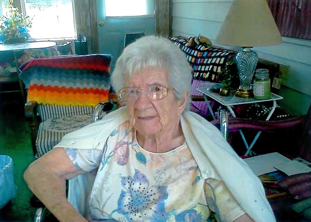 Verona M. (Smith) Oman