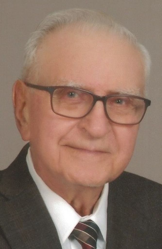 Lester C. Novy Profile Photo