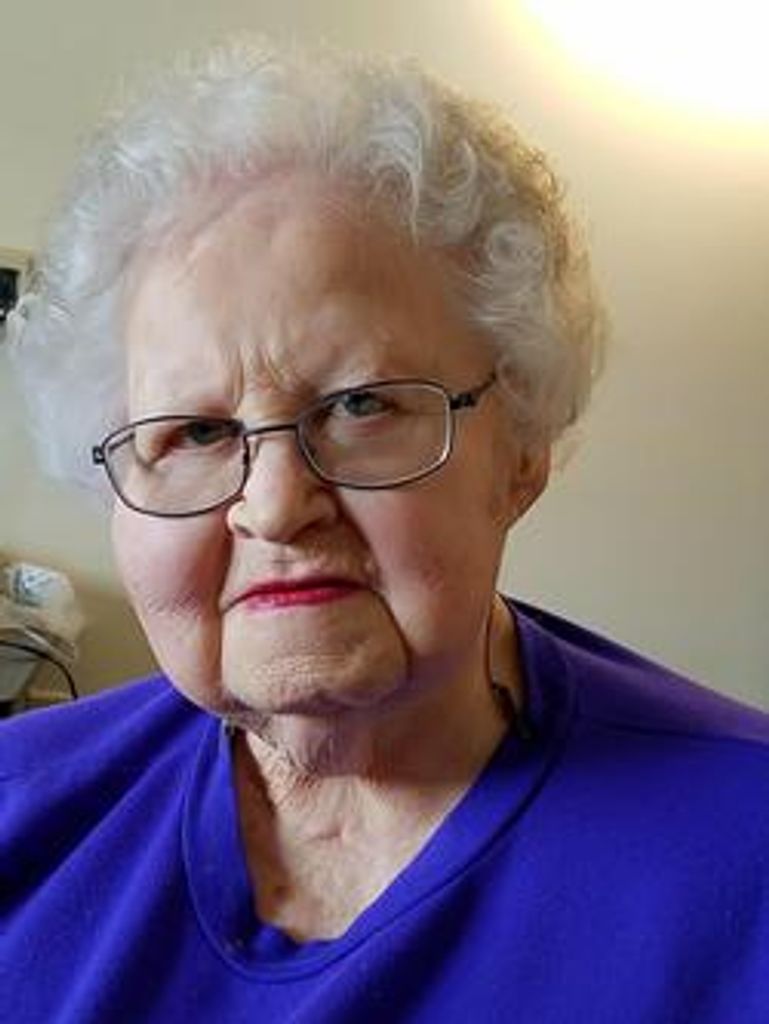 Irene Clara Mommsen Profile Photo