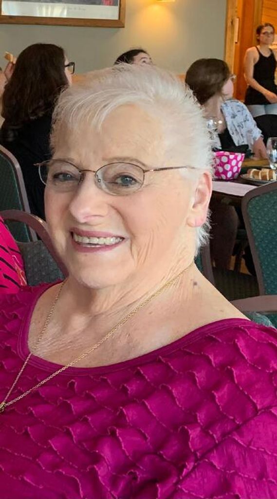 Lois Ann Delorenzo Profile Photo