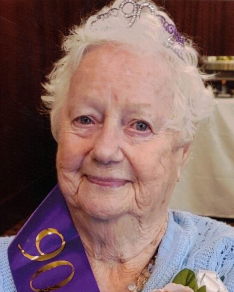Evelyn (Maris)  Ferreira