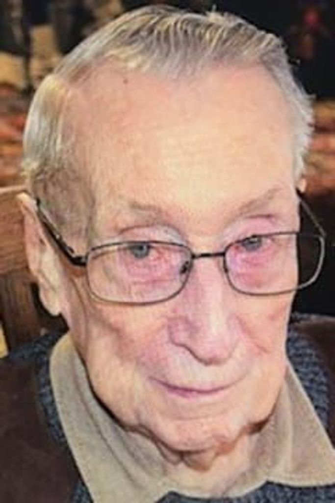 Raymond "Ray" Lyons Rooney