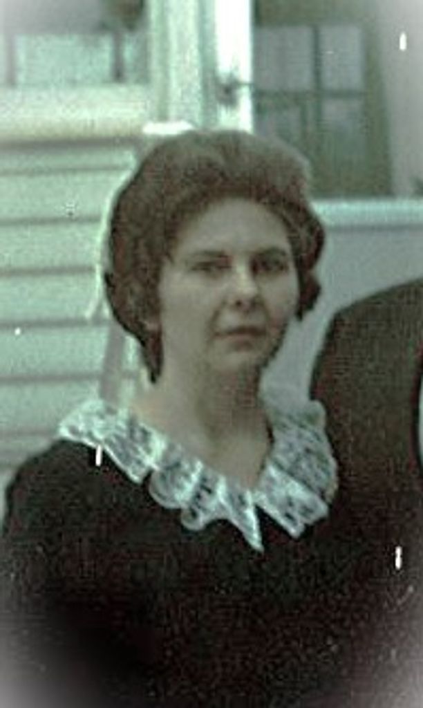 Angela J. Makoczy Profile Photo
