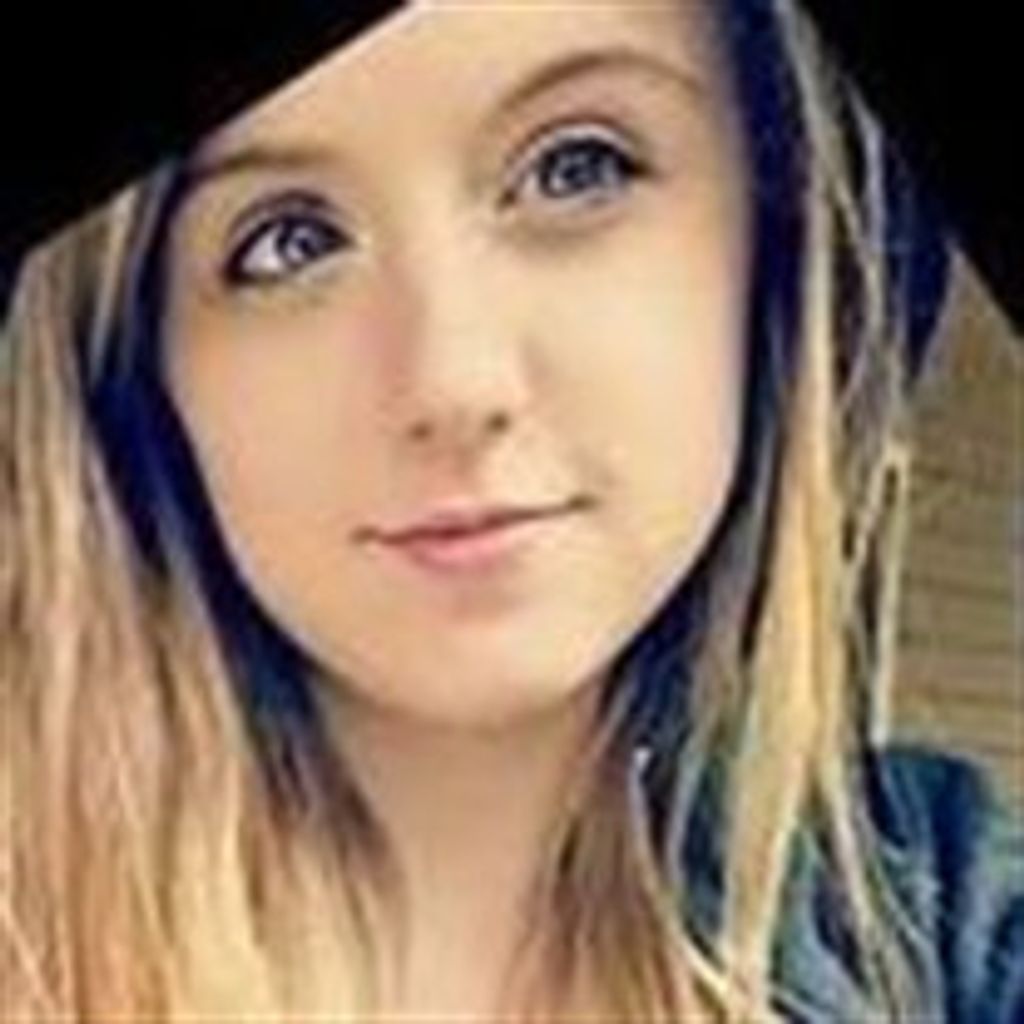 Cayla Viola Rose Safko