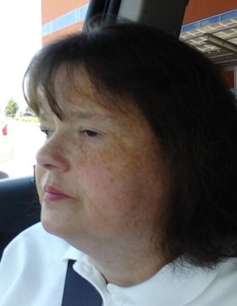 Tara Christine Bennett Profile Photo