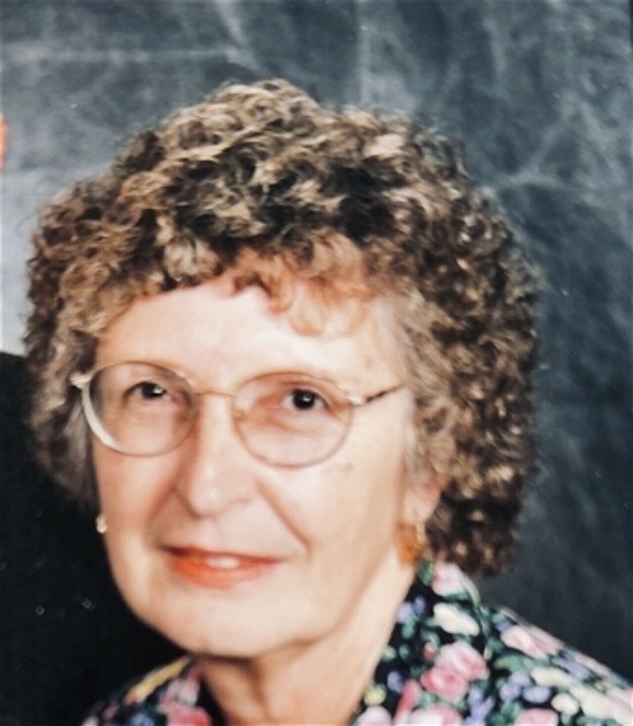 Betty Sue Massey (Young)