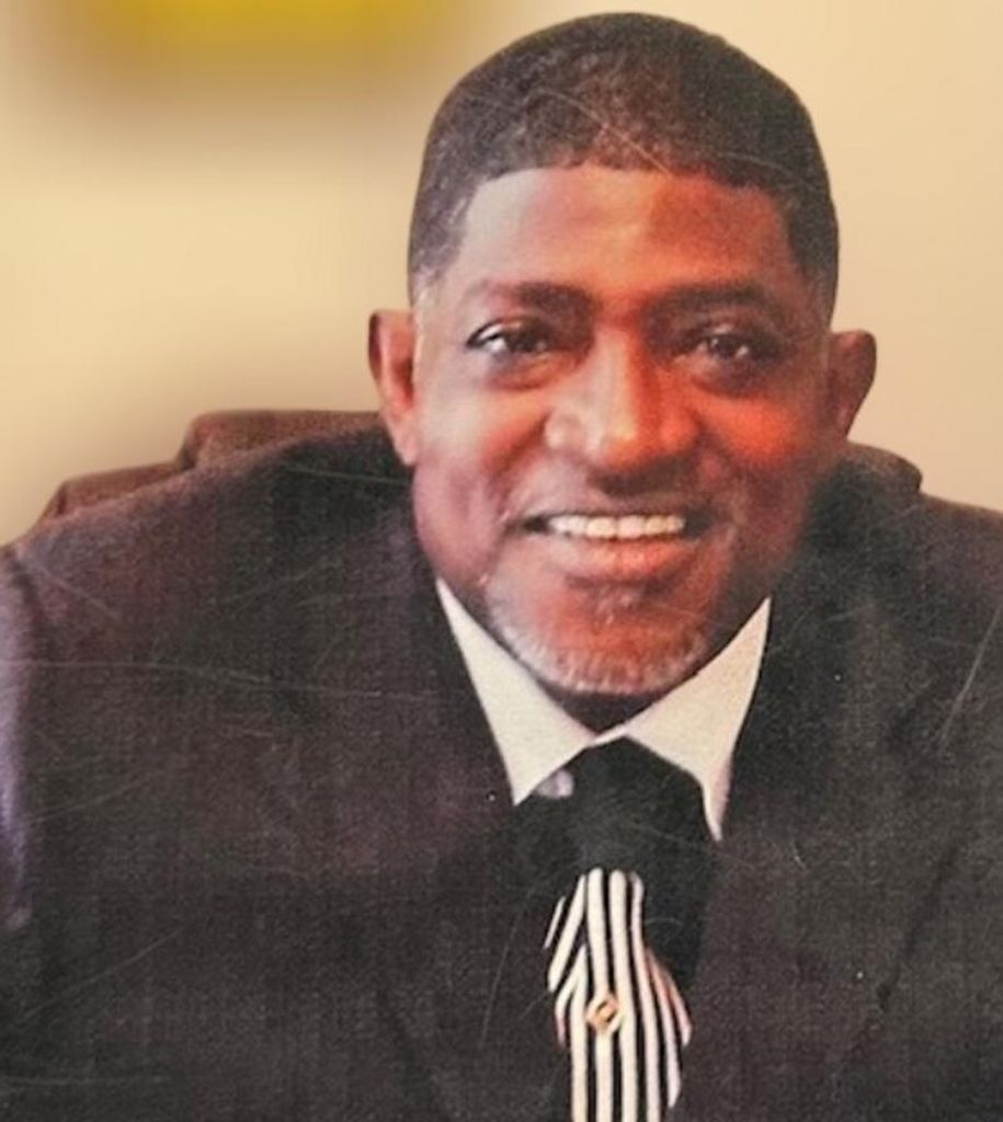 Rev. Manuel Land Profile Photo