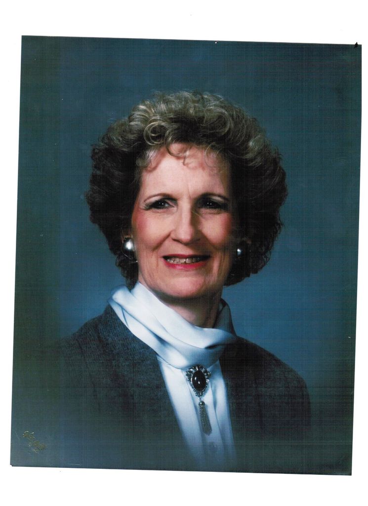 Mary Nell Riddell Profile Photo