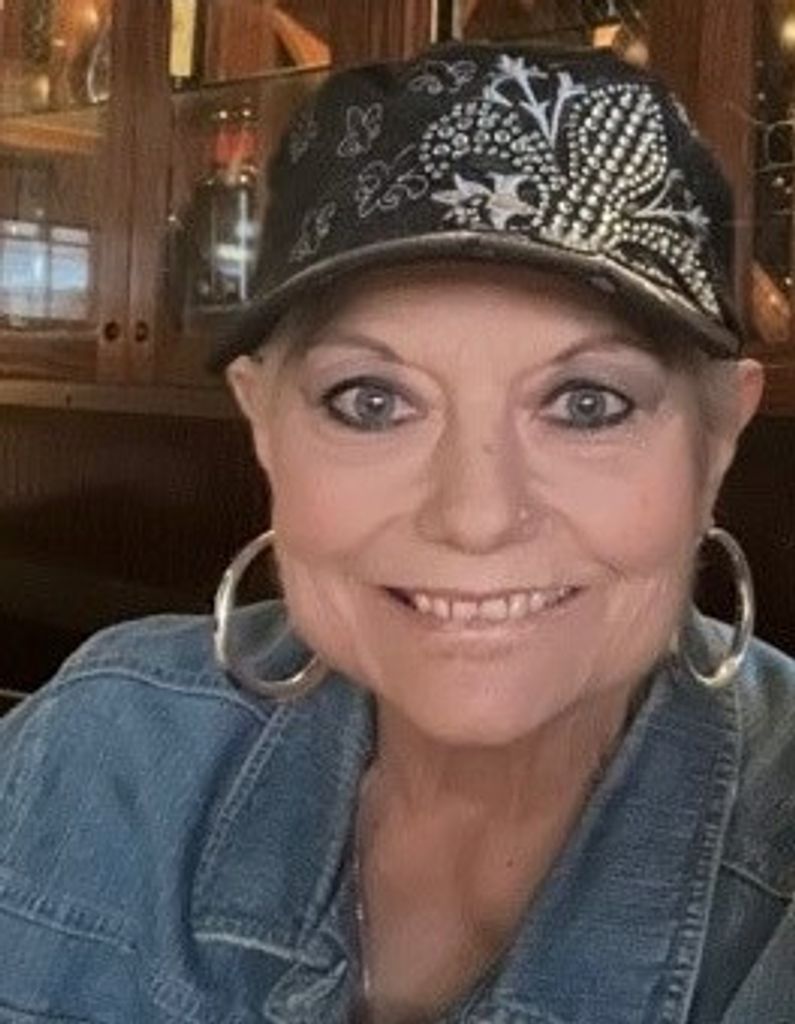 Laurie Davis Profile Photo