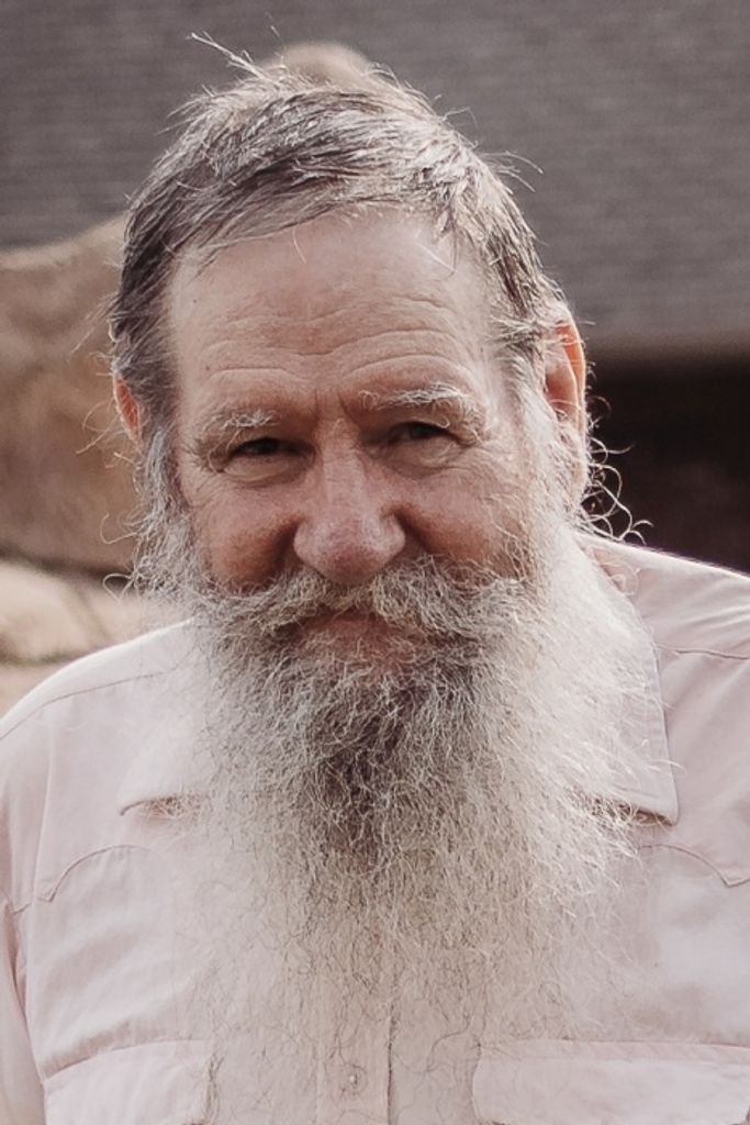 Stewart Russell Estes Profile Photo