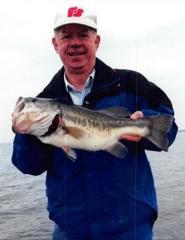Gordon  M. Newcomb Profile Photo