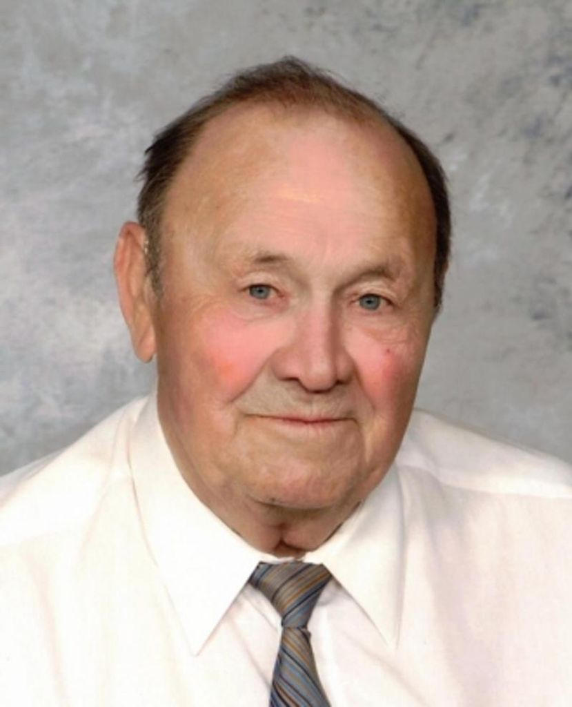 Richard Lee "Dick" Howe Profile Photo