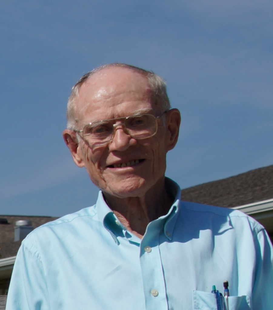 Dean Loris Pettit