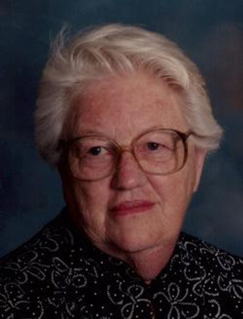 Lavonia M Snodgrass