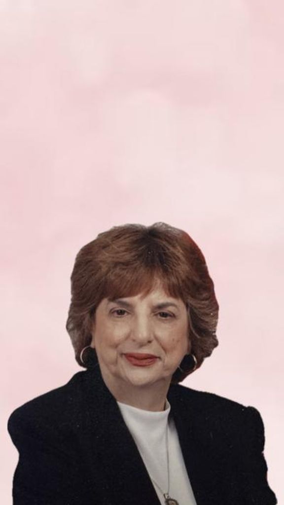 Angela Weichselbaum Profile Photo