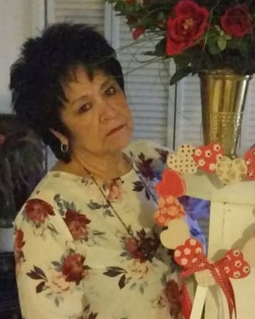 Louisa "Vicky" Lopez Profile Photo